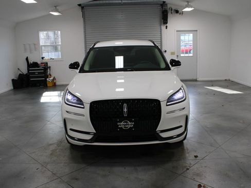 New 2026 Lincoln Corsair Premiere image 2