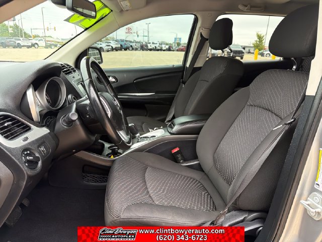 Used 2020 Dodge Journey SE w/ SE Popular Equipment Group FWD image 10