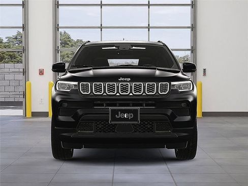 New 2024 Jeep Compass Limited w/ Elite Group AWD/4WD image 10