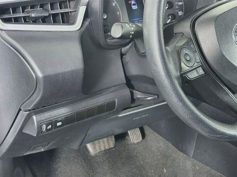 Used 2024 Toyota Corolla LE FWD image 16