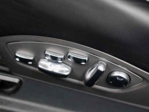 Used 2019 Porsche 911 Turbo S image 27