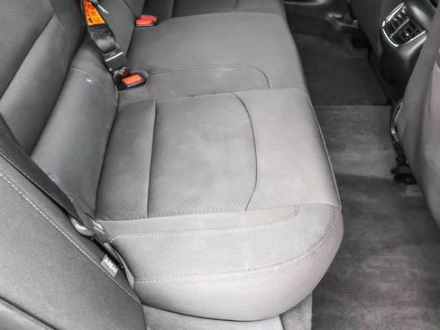 Used 2018 Chevrolet Malibu LT image 33