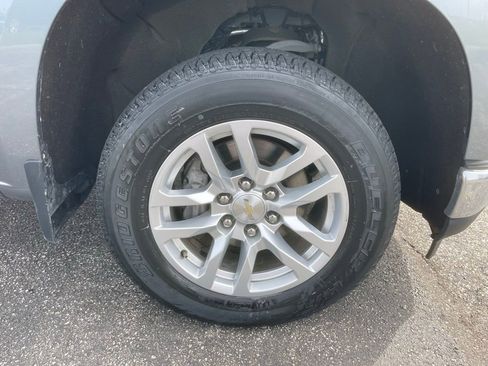 Used 2021 Chevrolet Silverado 1500 LT AWD/4WD image 26