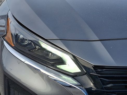 Certified 2024 Nissan Altima 2.5 SV w/ SV Premium Package image 9