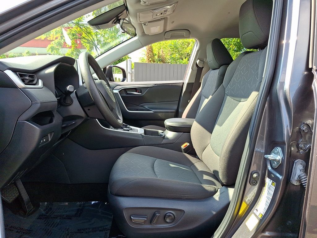 Certified 2024 Toyota RAV4 XLE AWD/4WD image 14