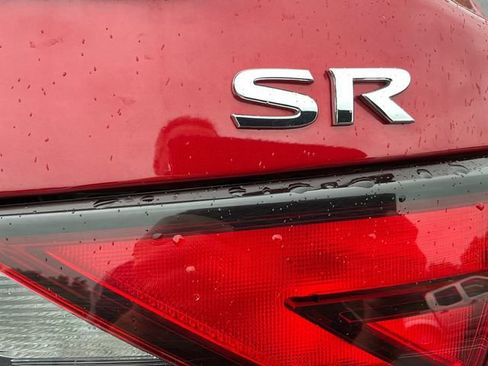 Used 2022 Nissan Sentra SR w/ Electronics Package FWD image 18