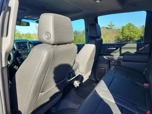 Used 2022 Chevrolet Silverado 2500 LTZ w/ LTZ Plus Package image 15