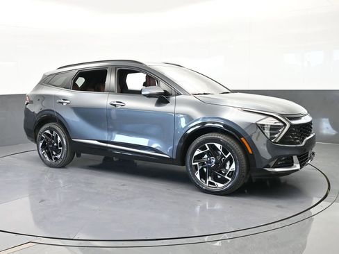 Used 2024 Kia Sportage SX image 8