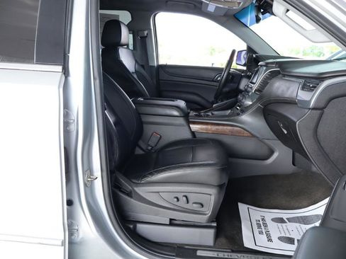 Used 2016 Chevrolet Tahoe LT w/ LT Signature Package RWD image 34