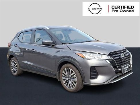 Certified 2024 Nissan Kicks SV image 1