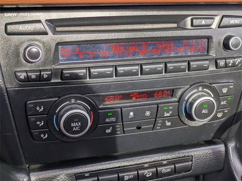 Used 2015 BMW X1 xDrive28i image 17