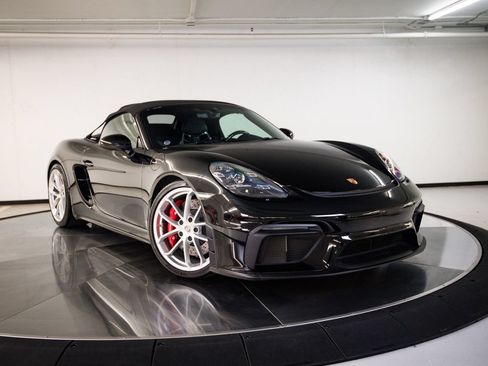 Certified 2022 Porsche 718 Boxster Spyder RWD image 9