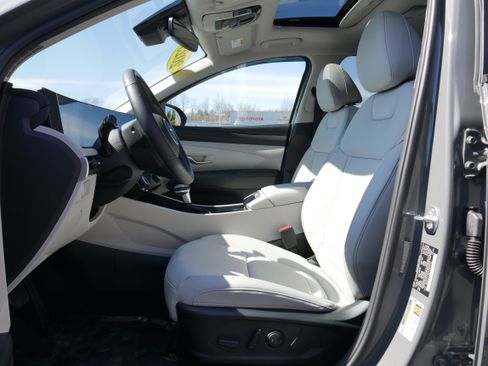 Certified 2025 Hyundai Tucson SEL image 12