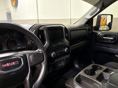 Used 2022 GMC Sierra 2500 Pro w/ Convenience Package image 19