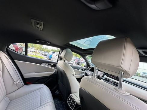 Used 2023 Genesis G70 3.3T w/ Sport Advanced Package RWD image 31