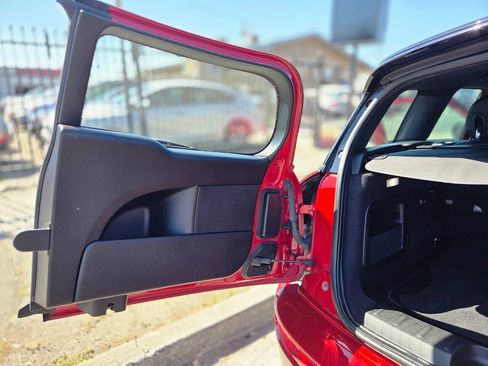 Used 2016 MINI Cooper Clubman FWD image 58