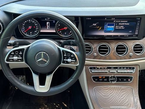 Used 2019 Mercedes-Benz E 300 image 14