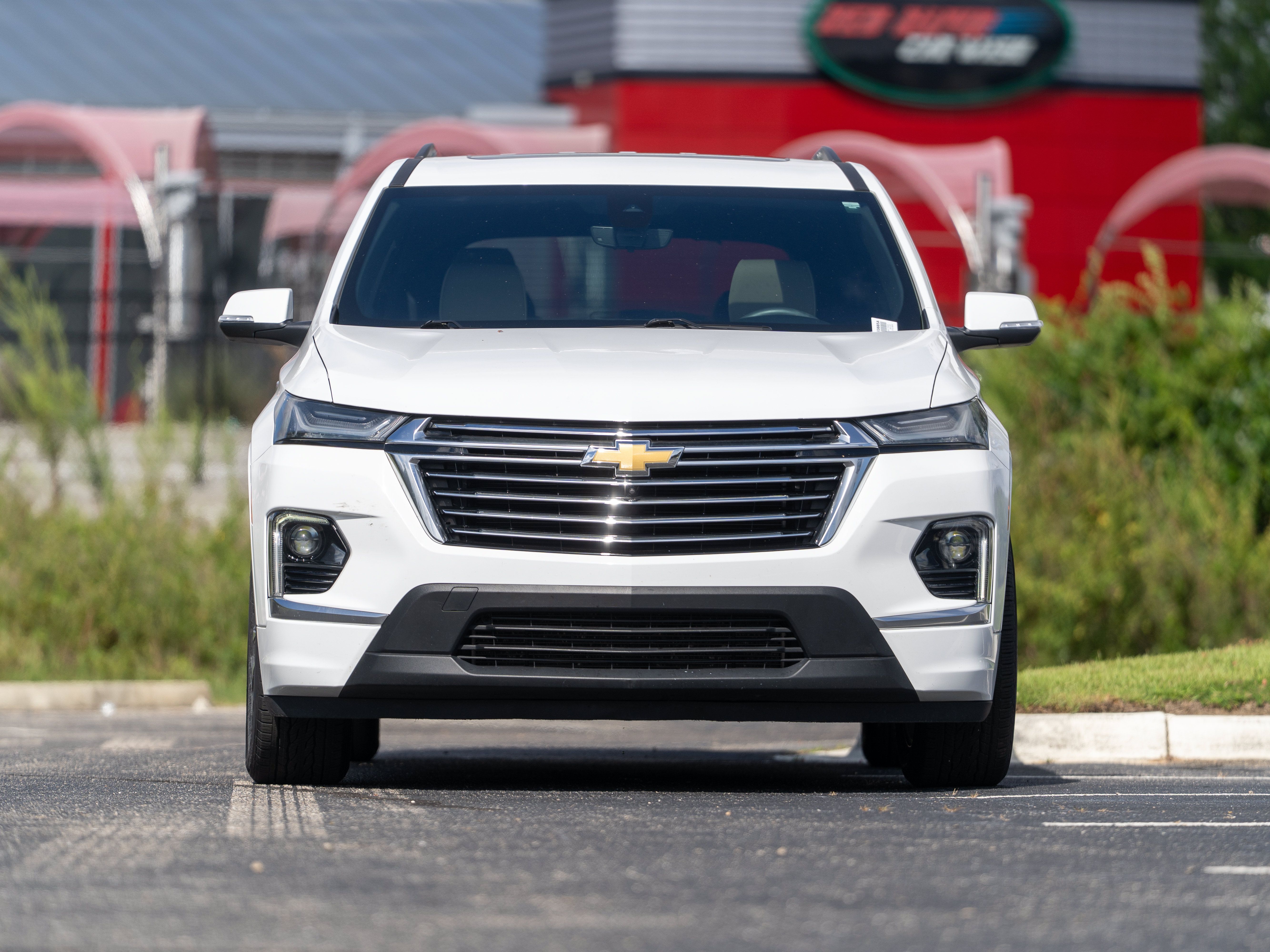 Used 2022 Chevrolet Traverse Premier w/ LPO, Floor Liner Package FWD image 37