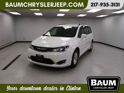 Used 2019 Chrysler Pacifica Touring Plus w/ Cold Weather Group