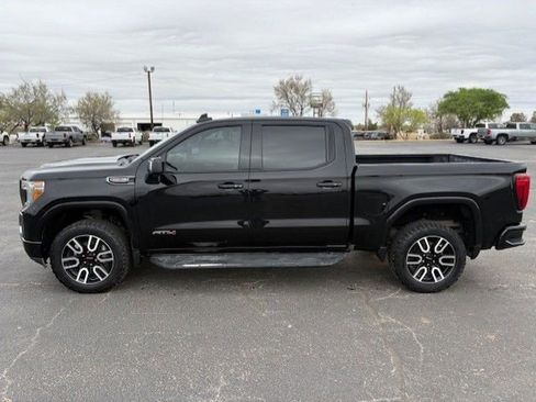 Used 2019 GMC Sierra 1500 AT4 w/ AT4 Premium Package image 2