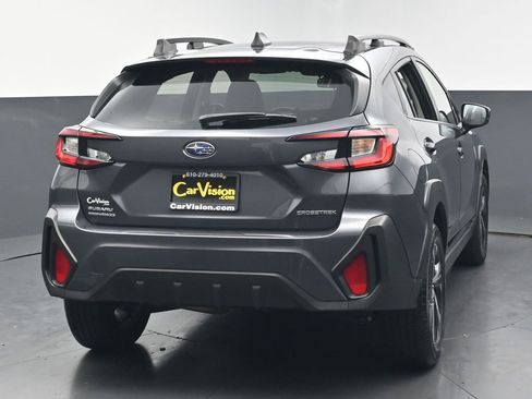 Used 2024 Subaru Crosstrek 2.0i Premium AWD/4WD image 4