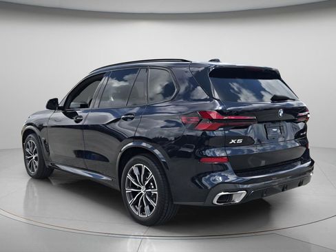 Used 2024 BMW X5 sDrive40i w/ M Sport Package RWD image 7