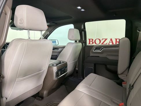 Used 2025 Chevrolet Silverado 1500 LTZ w/ LTZ Premium Package image 14