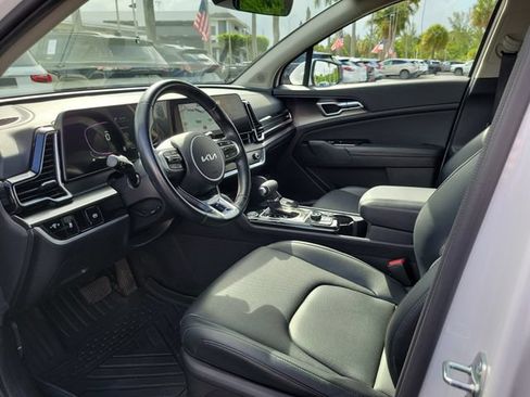 Used 2024 Kia Sportage EX FWD image 15