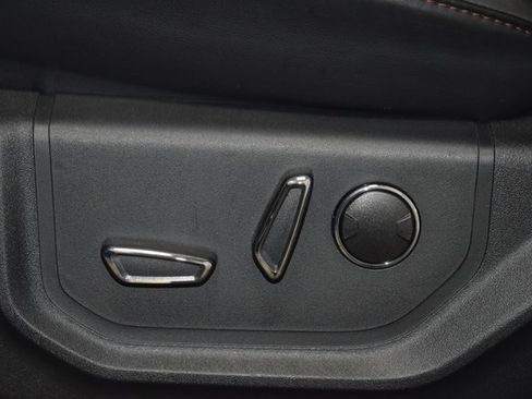 Used 2022 Ford F450 Platinum w/ FX4 Off-Road Package image 45