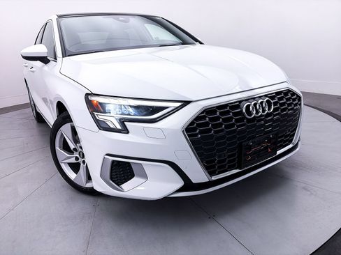 Used 2023 Audi A3 2.0T Premium Plus w/ Premium Plus Package FWD image 4