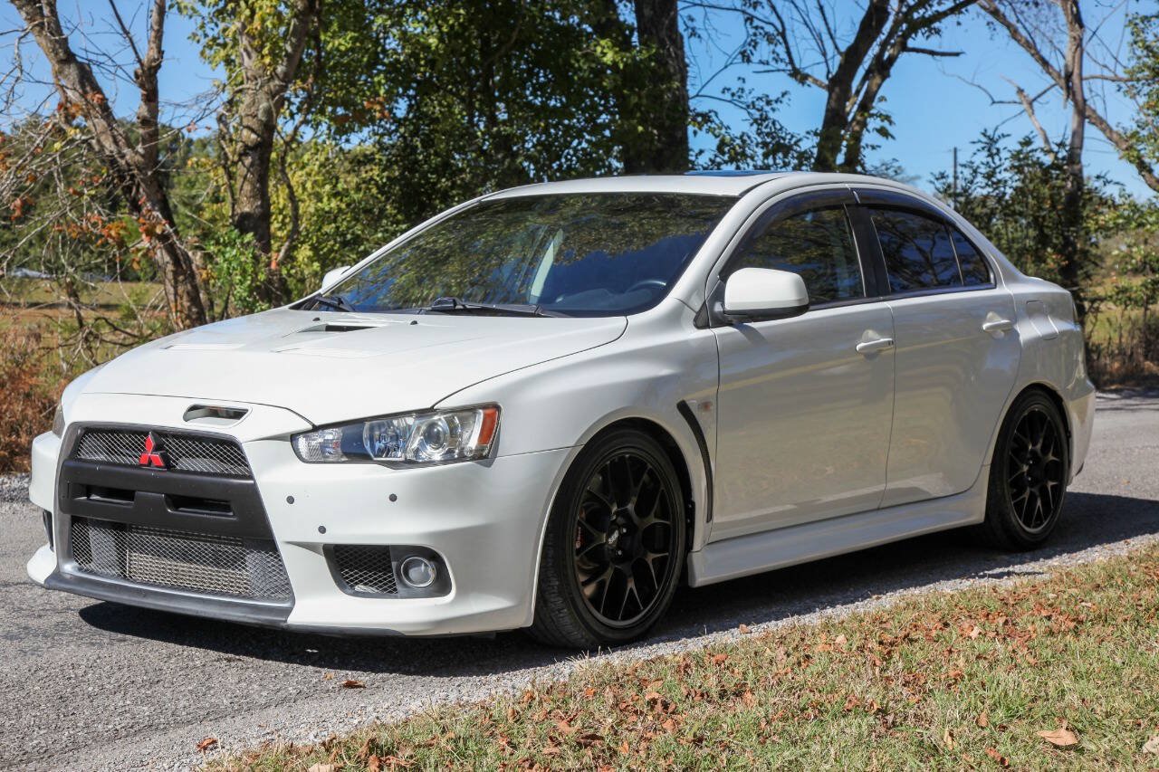 Used 2011 Mitsubishi Lancer Evolution MR AWD/4WD image 4