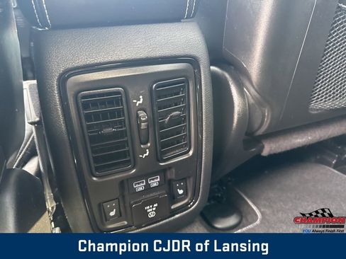 Used 2022 Dodge Durango SRT w/ Trailer Tow Group IV image 39