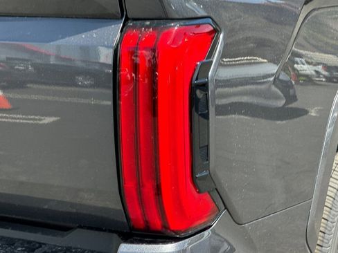 New 2025 Toyota Tundra Limited image 31