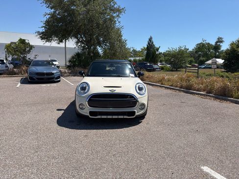 Used 2017 MINI Cooper S FWD image 3