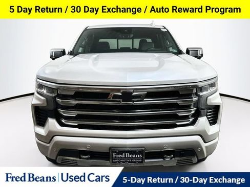 Certified 2024 Chevrolet Silverado 1500 High Country w/ High Country Premium Package AWD/4WD image 3