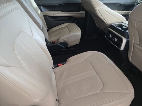 Used 2024 Ford Expedition Max Limited image 9