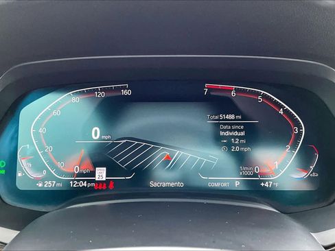 Used 2019 BMW X5 xDrive50i w/ M Sport Package image 23