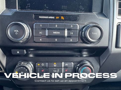 Used 2017 Ford F150 XLT w/ Equipment Group 302A Luxury image 22