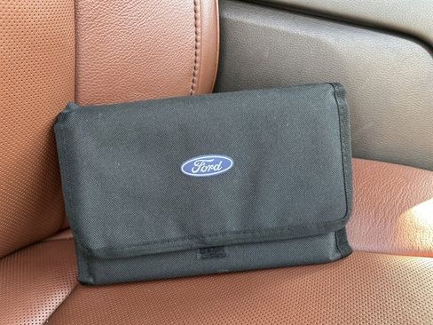 Used 2018 Ford F150 King Ranch w/ Equipment Group 601A Luxury AWD/4WD image 43