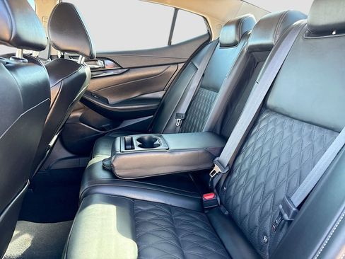 Used 2023 Nissan Maxima Platinum w/ Sport Mat Group FWD image 25