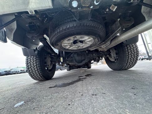 Used 2025 Chevrolet Silverado 2500 LT w/ Convenience Package image 56