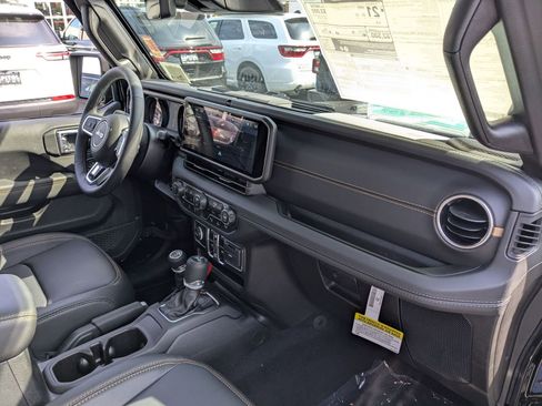 New 2025 Jeep Wrangler Sahara image 38