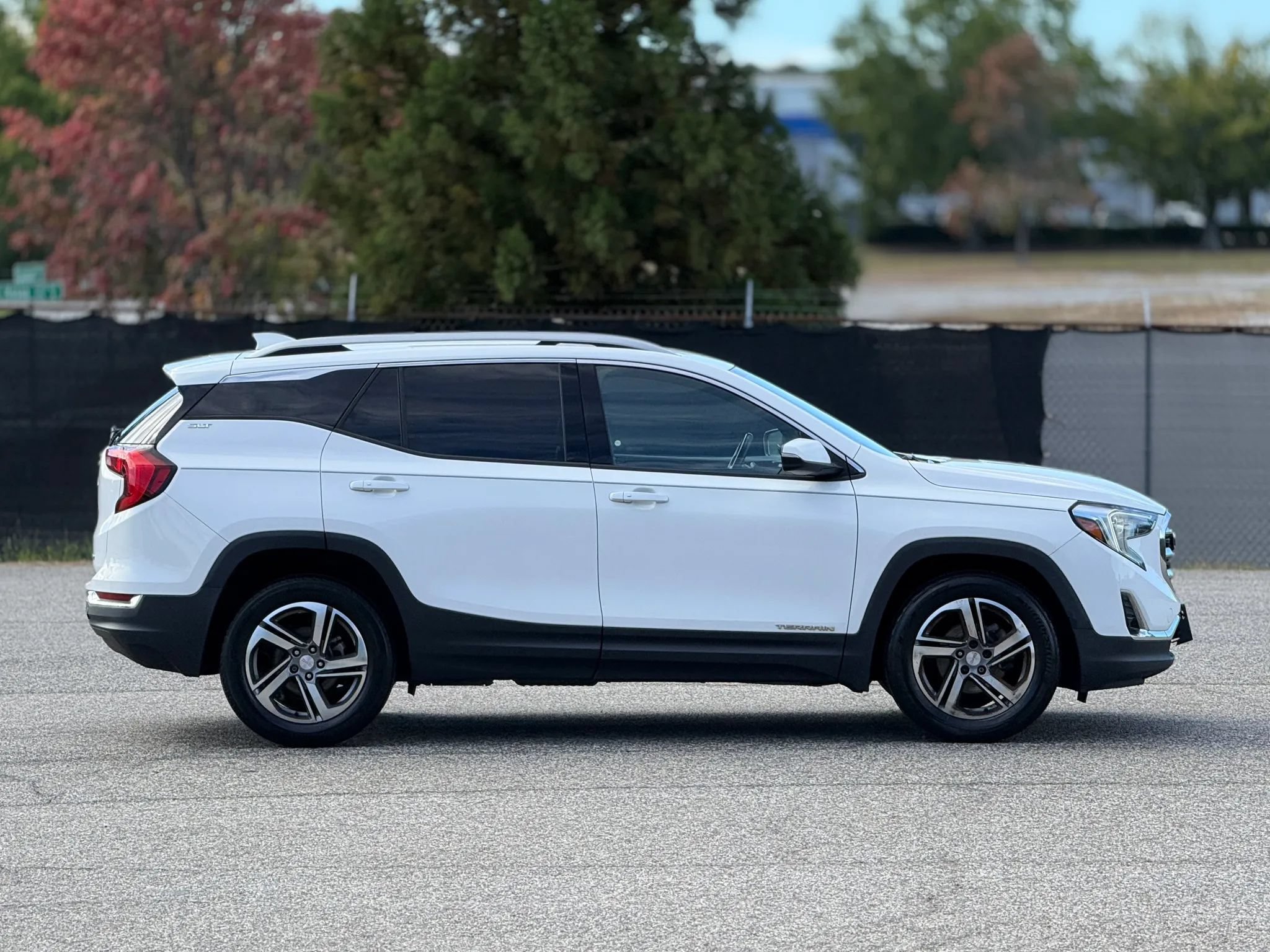 Used 2020 GMC Terrain SLT AWD/4WD image 7