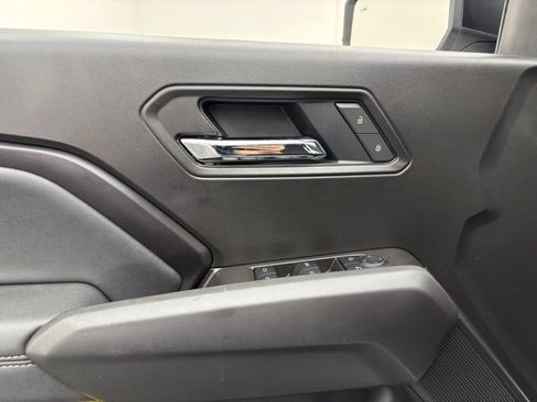 Used 2025 GMC Canyon Elevation AWD/4WD image 16