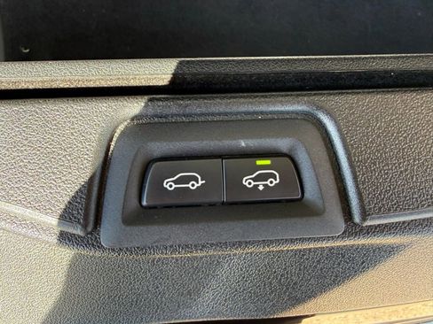 Used 2019 BMW X7 xDrive40i w/ Premium Package image 36