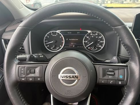 Used 2021 Nissan Rogue SL w/ Premium Package FWD image 14