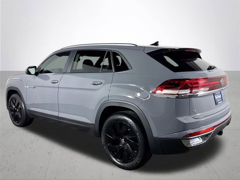 New 2026 Volkswagen Atlas Cross Sport SE image 8