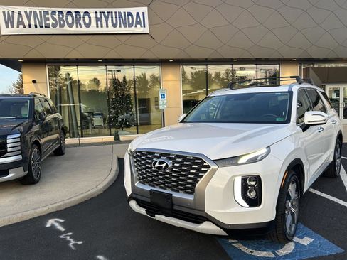 Used 2021 Hyundai Palisade SEL image 1