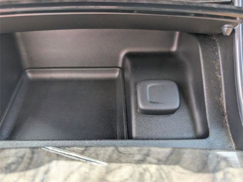 Used 2014 Chevrolet Impala LTZ FWD image 22