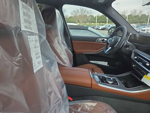 New 2026 BMW X5 sDrive40i w/ M Sport Package image 12